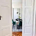 Apartment Mitteleuropa Private Parking