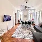 Mitteleuropa Private Parking Apartment