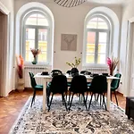 Mitteleuropa Private Parking 的里雅斯特