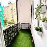Mitteleuropa Private Parking 公寓