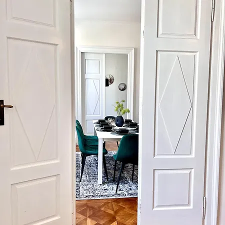 Appartement Mitteleuropa Private Parking