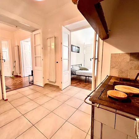 Mitteleuropa Private Parking Apartment *