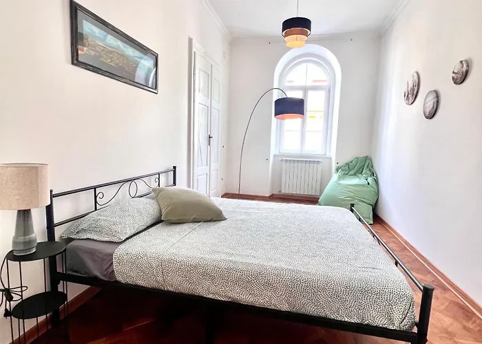 Mitteleuropa Private Parking Apartment